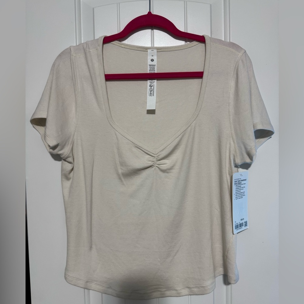 Lululemon Athletica LIGHT IVORY HOLD TIGHT Short Sleeve SWEETHEART Top